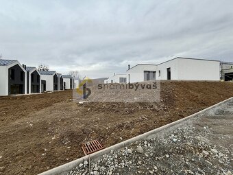 4 i nový RD - bungalov, 120 m2, Rozhanovce