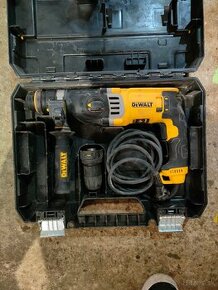 DeWALT D25144K kombinované kladivo (3 J) - 1