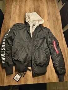 Nová bunda Alpha Industries