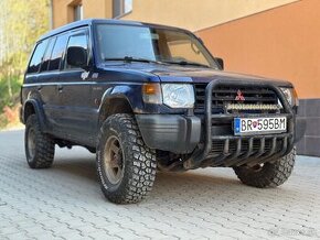 Mitsubishi Pajero Wagon 2.5 TD GLX A/C hrdzavé S Tp a ŠPZ.