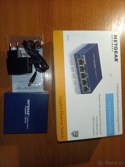 5-port gigabit Ethernet unmanaged switch