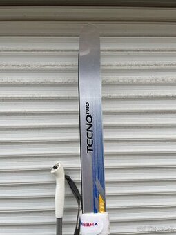 Techno pro 174 cm