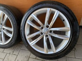 DARTFOR silver  GRAU VW Passat 8B 5x112   8j x18 ET 44 VW  2