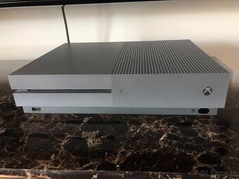 Xbox one s 1Tb