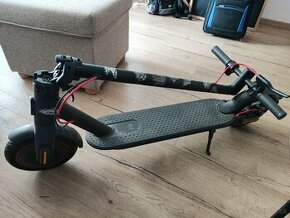 Predam elektricku kolobezku Xiaomi scooter Pro 2