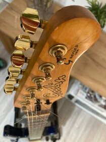 E-kytara Godin G Serie USA model G1000 Stratocaster rok 1996