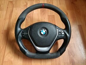 Športový skosený volant BMW