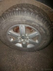 Predam kolesa na mitsubishi pajero 3 r17 0950 477 021