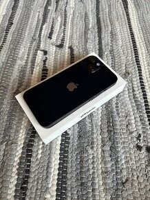 Predám iPhone 14 128GB – skvelý stav