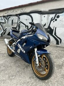 Yamaha YZF - R6