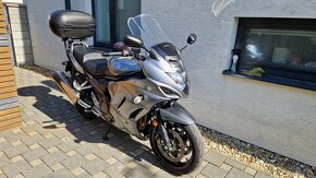 Suzuki GSX 1250 FA - Nové Michelin Pneu