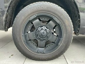 Dodge Ram zimne Nokian 275/60 R20 - 1