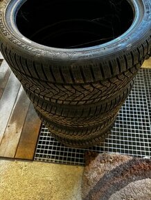 Dunlop 245/40 r18 - 1