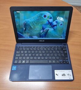 Asus EeeBook X205 TA