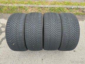 Predam zimne pneu 235/45 R17 Laufenn