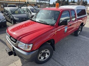 Toyota Hilux 2.5 D4D XTRA-Cab Country