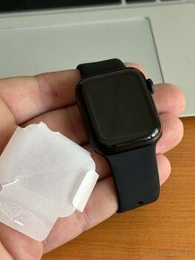 Apple Watch SE 2023 40 mm GPS Midnight nové záruka