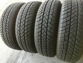 215/65 r17 zimné pneumatiky 7-7,5mm