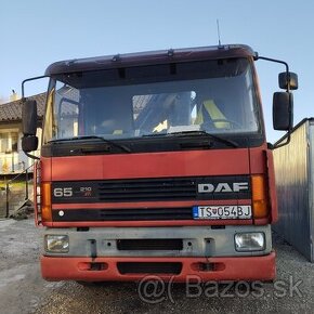 DAF 65.210 hakový nosič + hydraulická ruka 4T+ vidly