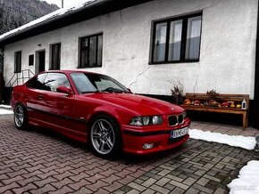 BMW e36 coupe