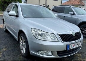 Skoda octavia 2.0 tdi  CR eleganc DSG 2012