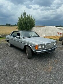 Predám Mercedes w123 coupe 230ce