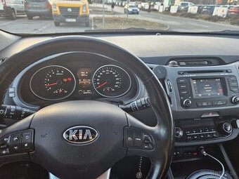 KIA Sportage 1.7 CRDi 2WD Gold