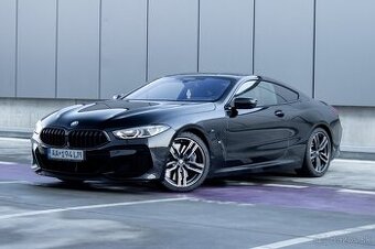 BMW 850i - 1