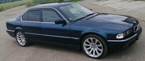 BMW  rad7  730i S V8 e38