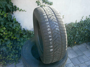 Predám 4x zimné pneu Pirelli 235/65 R17 108HXL