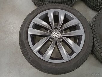 Predam zimne ALU 5x112 R18 8J ET40 ORIGINAL VOLKSWAGEN