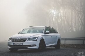 Škoda Superb Combi 2.0 TDI 4x4 Laurin & Klement (L&K)