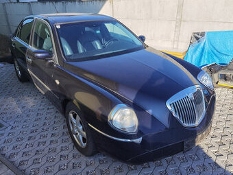 Lancia Thesis 3.0 V6 Emblema