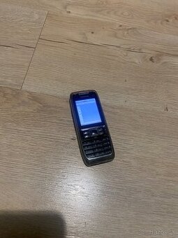 Nokia E51 - 1