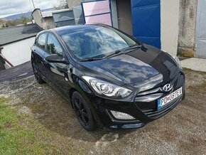 Hyundai i30 1.6 benzín / 88 kW / 87 0000 km