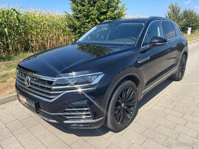 VW Touareg 3,0tdi 210kw 4x4 Elegance, Webasto