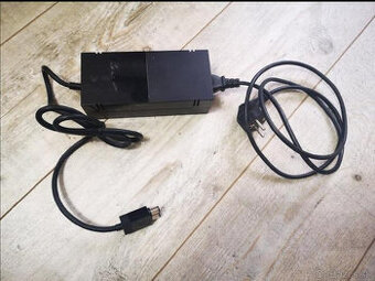 XBOX ONE elektricky adapter / zdroj