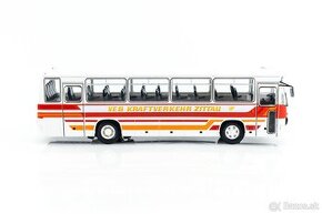 Ikarus 256, bielo/červený, "Kraftverkehr Zittau",mierka 1:43 - 1