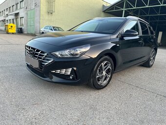 Hyundai i30 CW Kombi 1.5 T-GDi Family ZÁRUKA