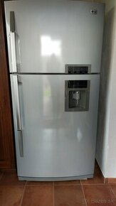 Veľká ʺamerickáʺ chladnička s mrazničkou LG