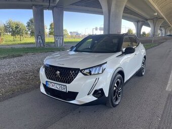 PEUGEOT 2008 1,2 PureTech130 GT