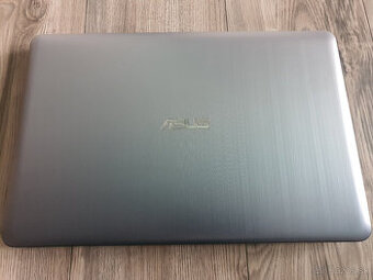 ASUS VivoBook 15 X540MA-DM304T Silver Gradient