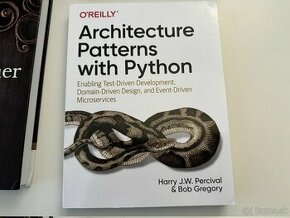 Kniha Architecture Patterns with Python - 1