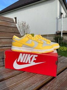 Nike Dunk Low Citron Pulse