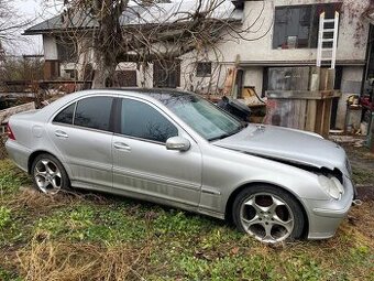 Mercedes benz C200 kompresor