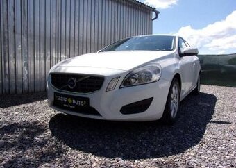 Volvo V60 1.6 D2 84kWAUTOMATPĚKNÝ VŮZ nafta automat 84 kw