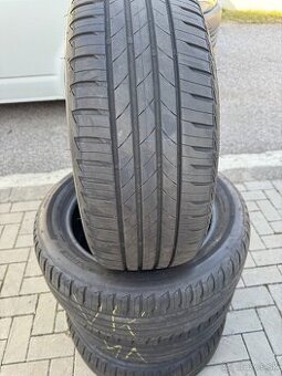 225/50R17 Bridgestone - 1