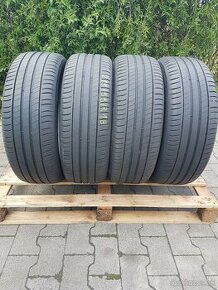 215/55R18 Michelin - 1