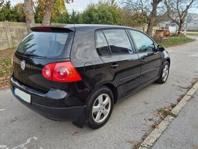 Predám Volkswagen Golf 5 1.4 55kw r.v.2005