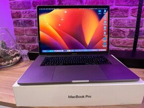 MacBook Pro 15, 2017, i7 / 16 / 256